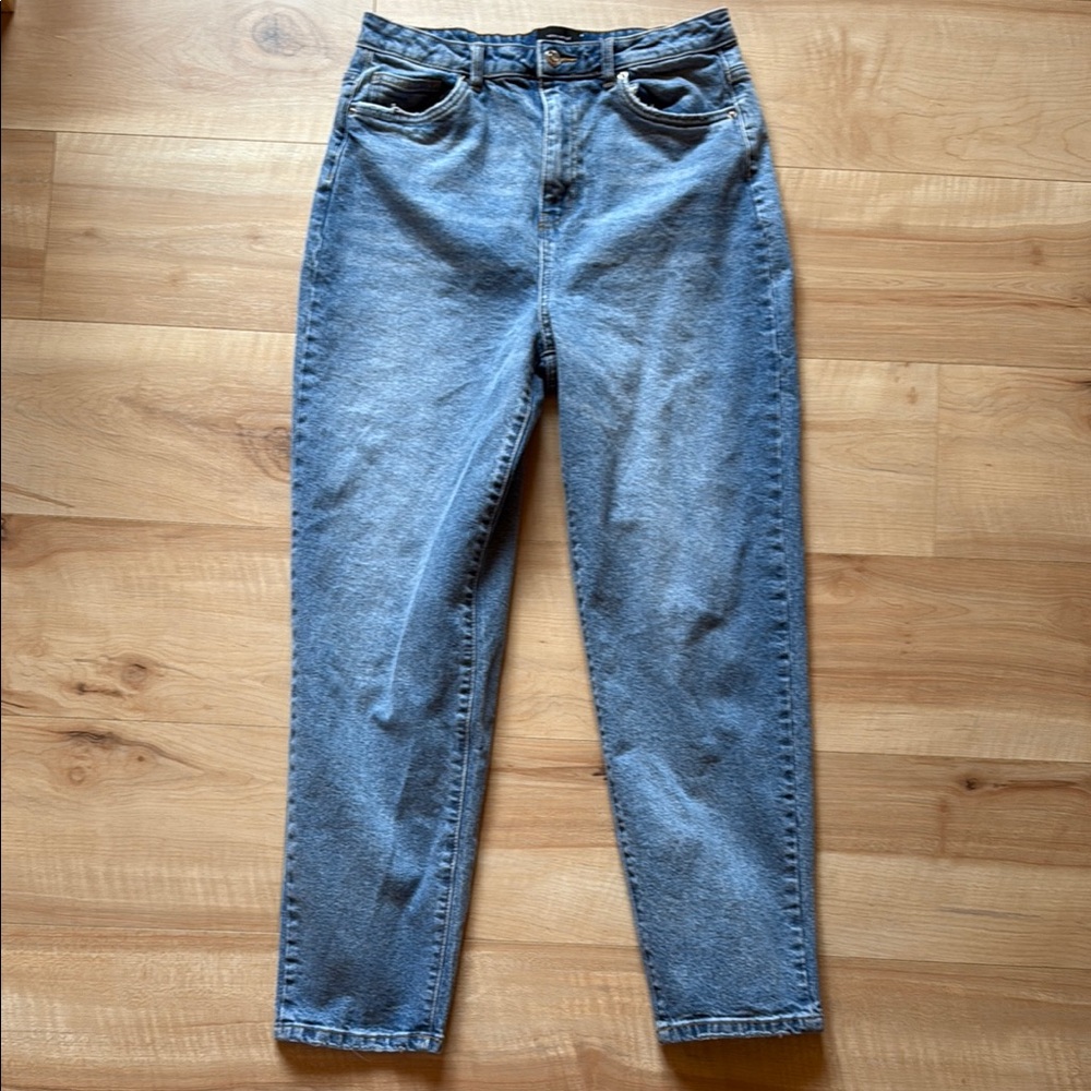 Vero Moda High Waist Mom Jean, Size 30/32